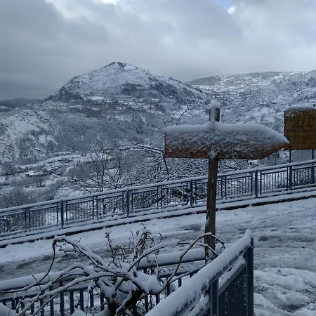 Alojamento de Acomodação e Pequeno-almoço Tufaro Alberico